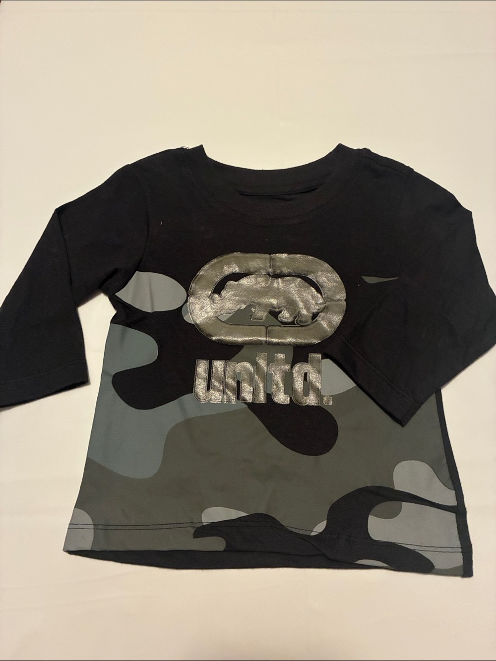 Ecko Unlimited Black & Gray Camo Long Sleeve Tee with Silver Logo